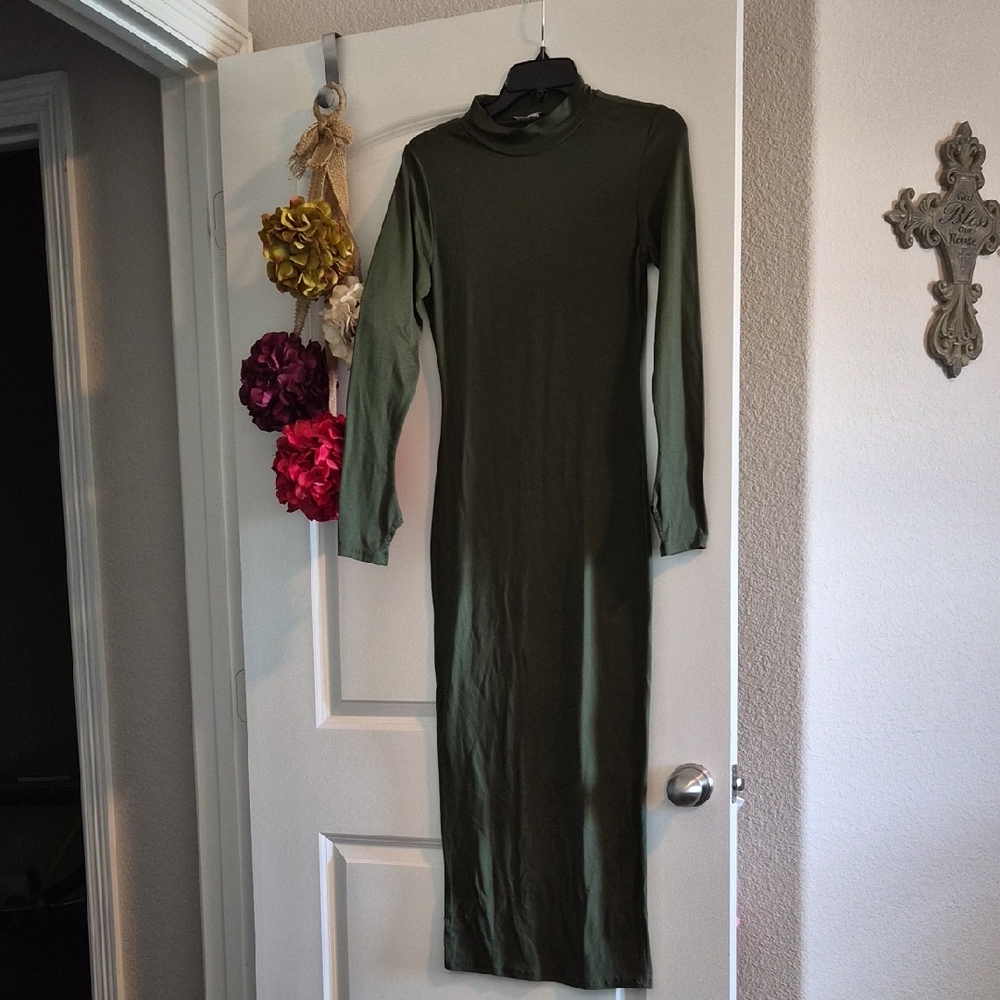 FashionNova Olive Long Sleeve Dress